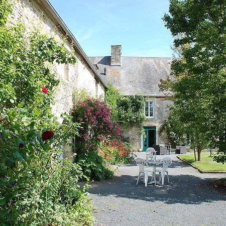 Chambres D'Hotes Les Pieris Grandcamp-Maisy Exterior photo